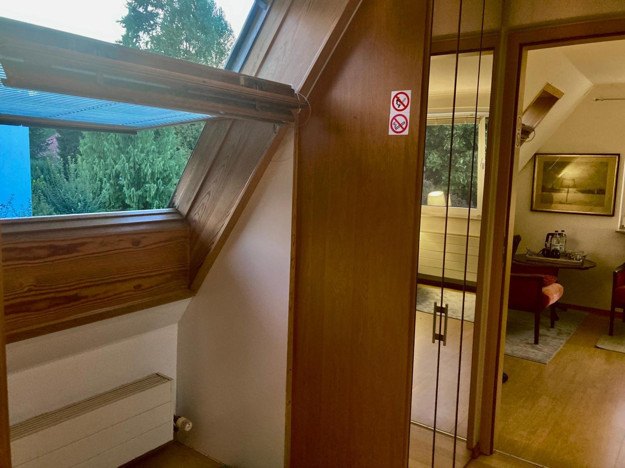 Privatzimmer Am Volkspark - Naehe Arenen Und Trabrennbahn Hamburg Exterior foto